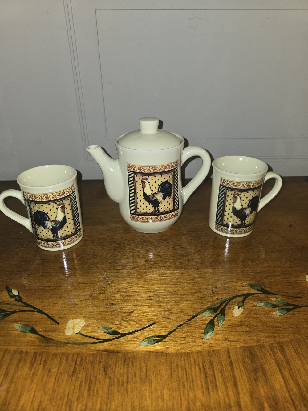 Bay Island Inc. Rooster Farmhouse Decor Teapot and 2 Mugs 